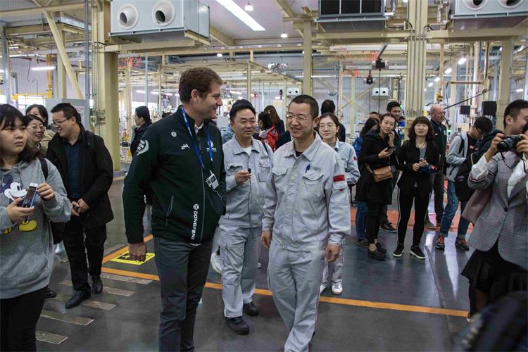 The Factory Tour Guide System is widely used 工場ツアーガイドシステム(图1)